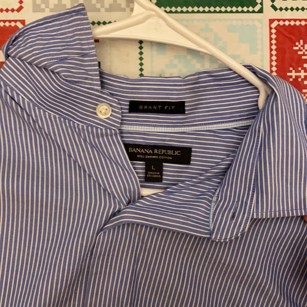 Button down - Picture 2 of 3